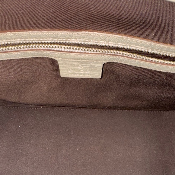 Gucci Brown and Cream Sherry Line Monogram Tote with Original Charms - Picture 9 of 17